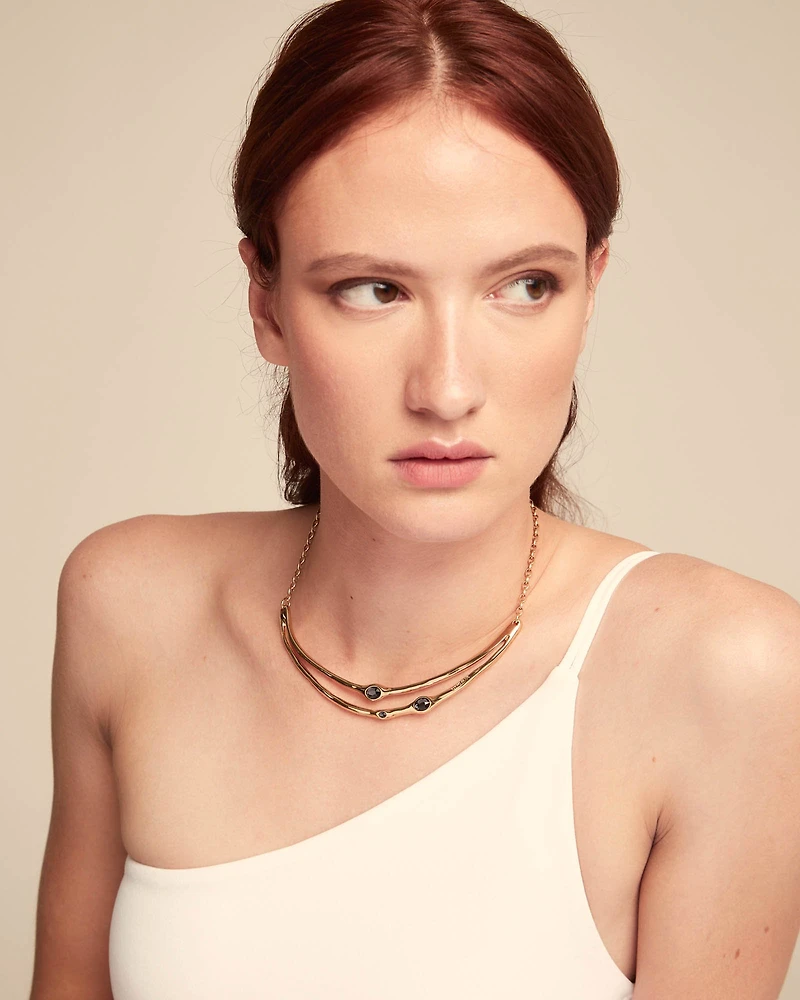 Choker necklace with crystals