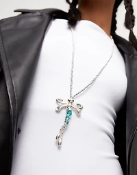 Long pendant necklace with a dragonfly