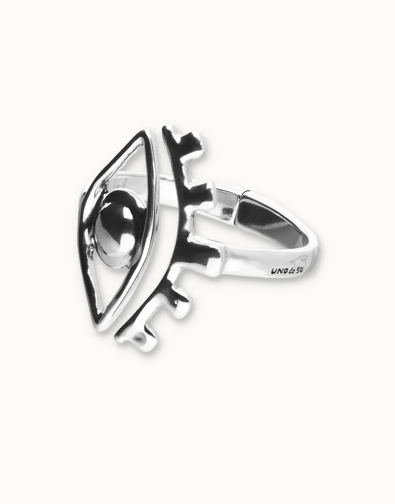 Bangle bracelet with a striking central eye