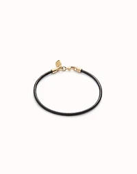 Leather charm bracelet with clasp