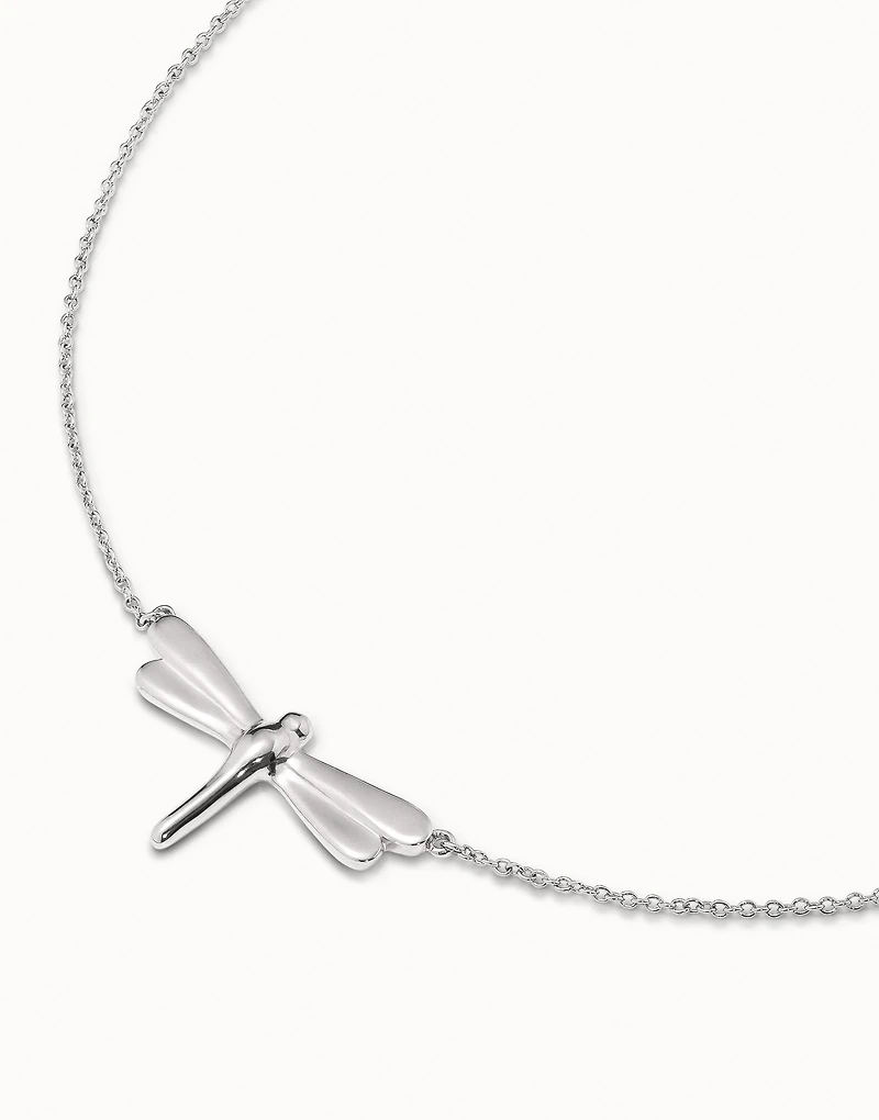 Short chain pendant necklace with nail