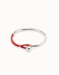 Bangle bracelet with coral leather