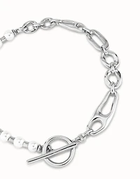 Short link chain necklace with pearls