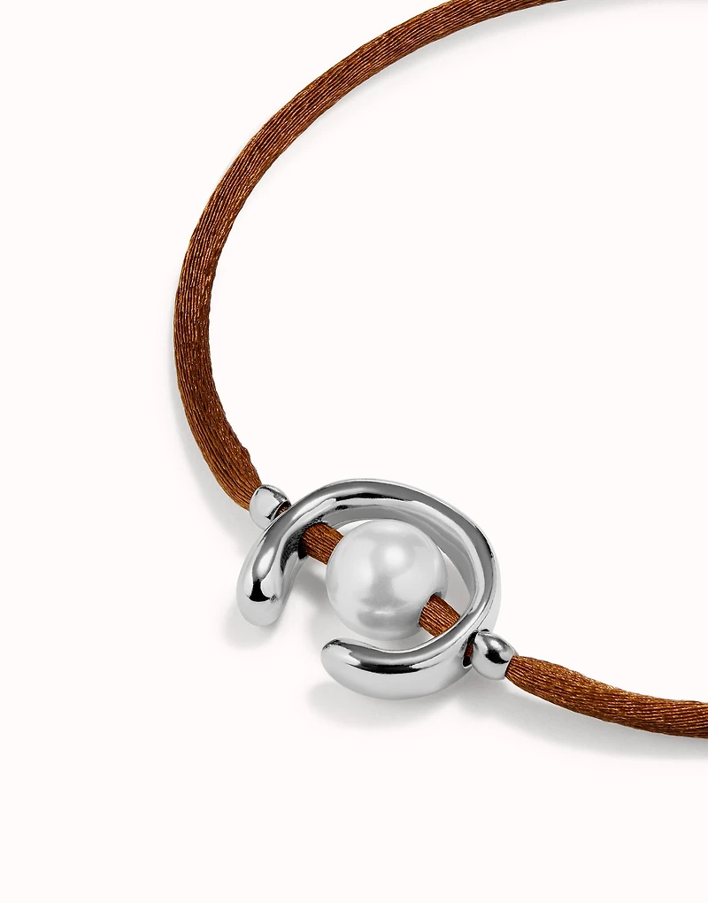 Brown cord bracelet with a pearl