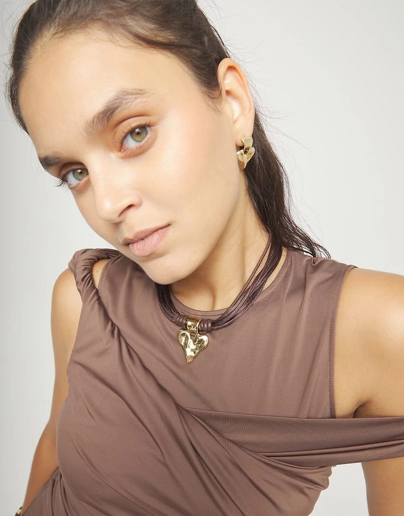 Brown leather and silk thread necklace with heart detail