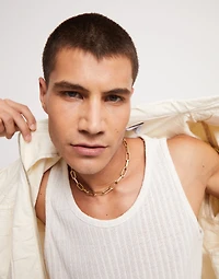 Short oval link chain necklace