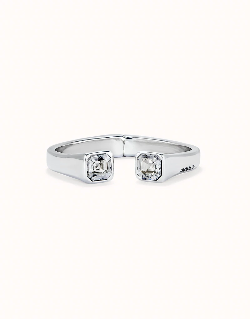 Cuff bracelet with white crystal