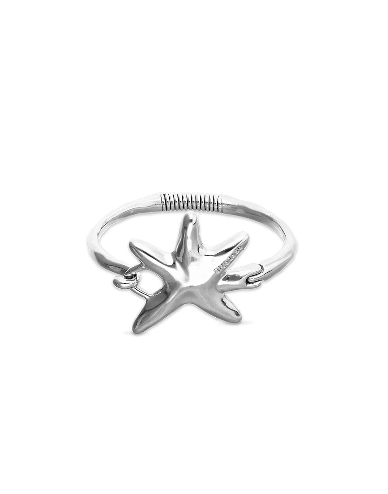 Bangle bracelet with starfish