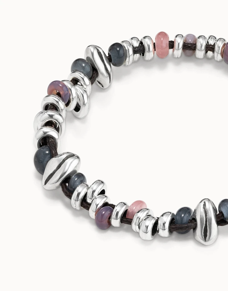 Beaded bracelet with leather