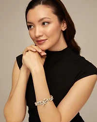 Curb link chain bracelet