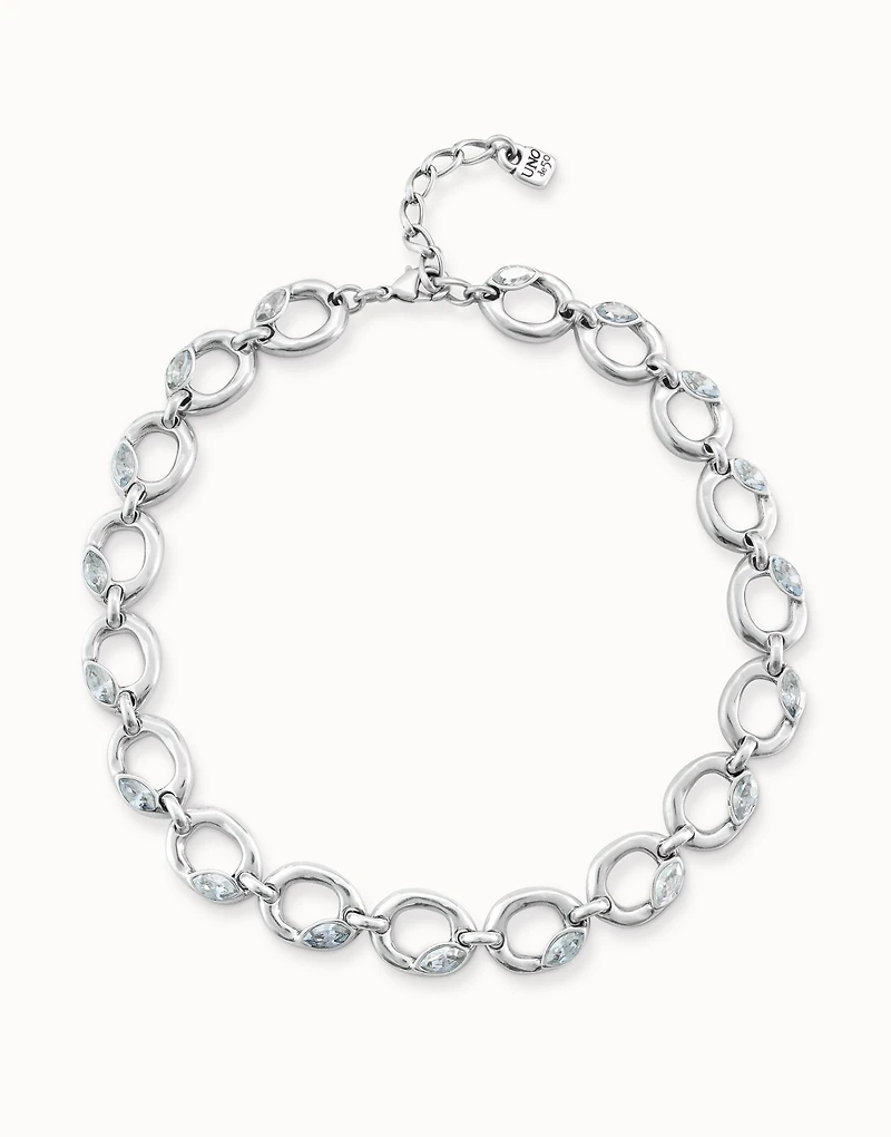 Short oval link chain necklace