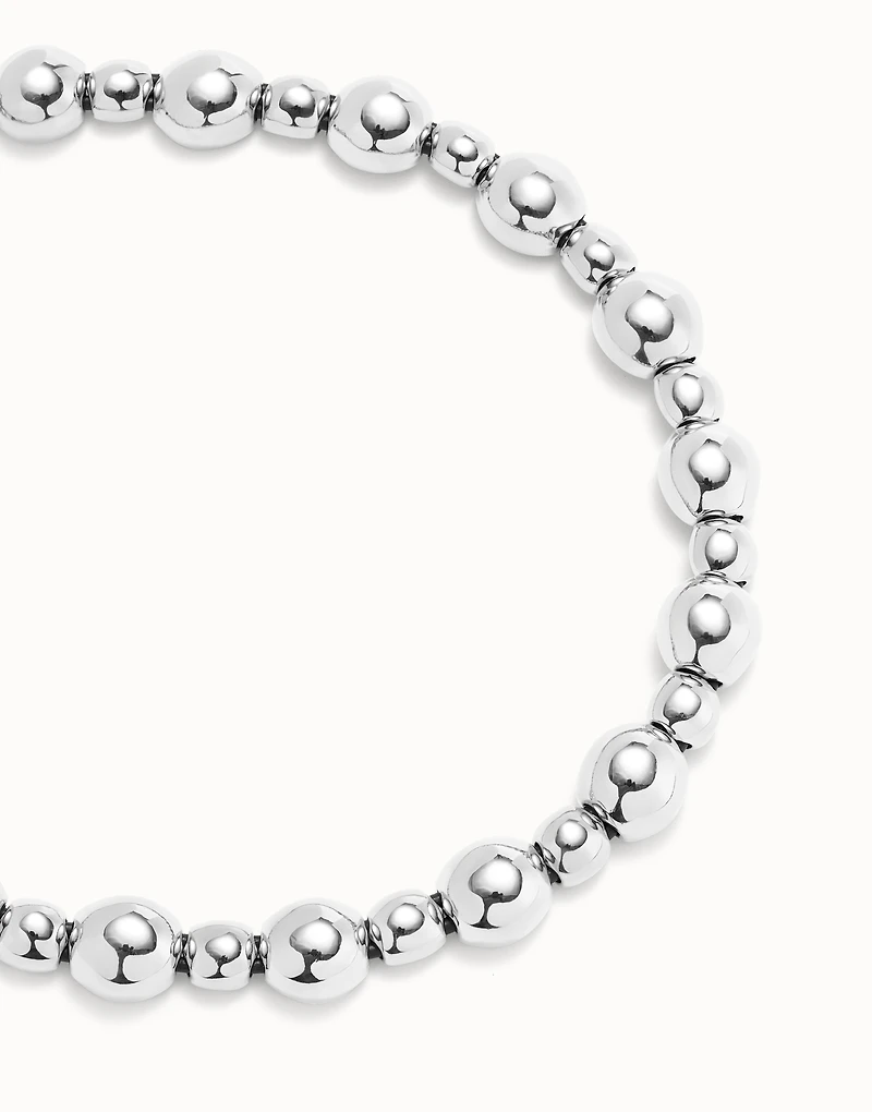 Beaded short necklace