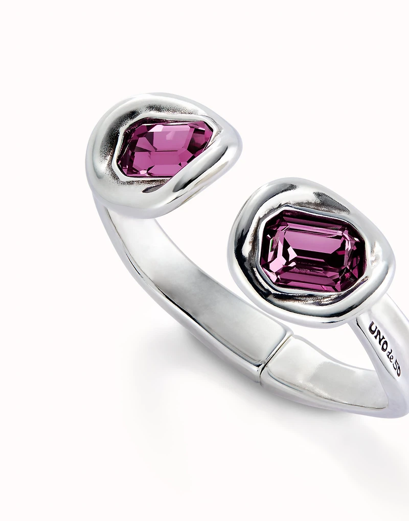 Bangle bracelet with two pink crystals