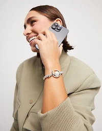 Bracelet with white pearl