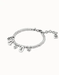 Beaded bracelet with charms