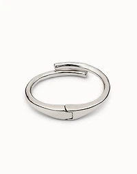 Tubular shaped bangle bracelet