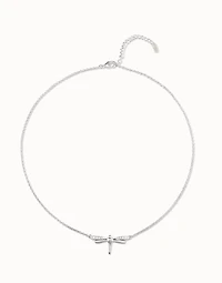 Short  chain necklace  with butterfly