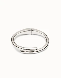 Tubular shaped bangle bracelet