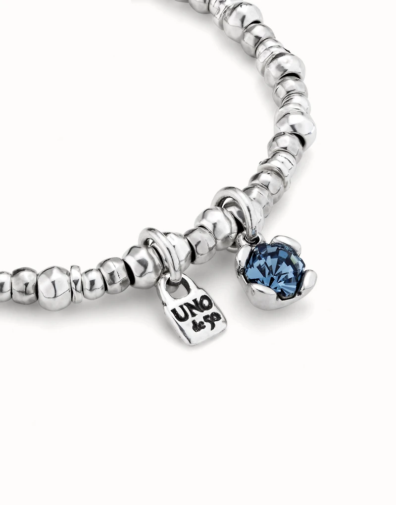 Beaded stretch bracelet with blue crystal