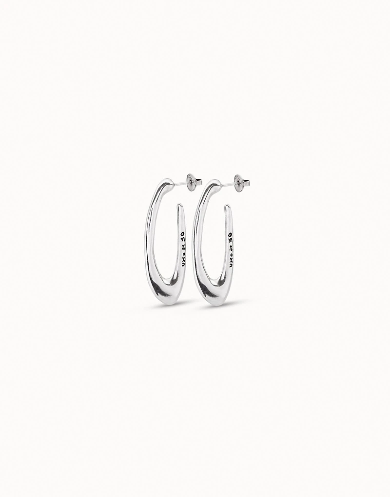 Oval hoop earrings