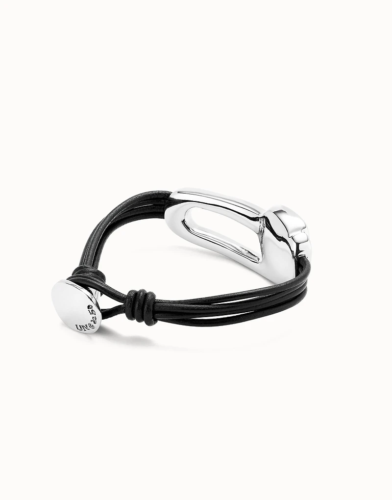 Leather bracelet with a black crystal