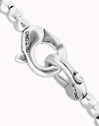 Beads bracelet with interlocking carabiner