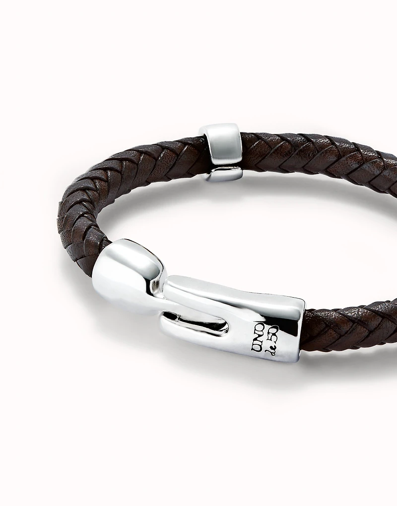 Braided bracelet with clasp