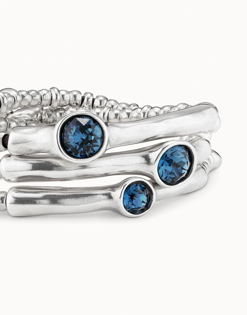 Triple beaded bracelet with blue crystals