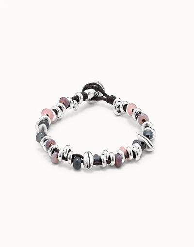 Beaded bracelet with leather