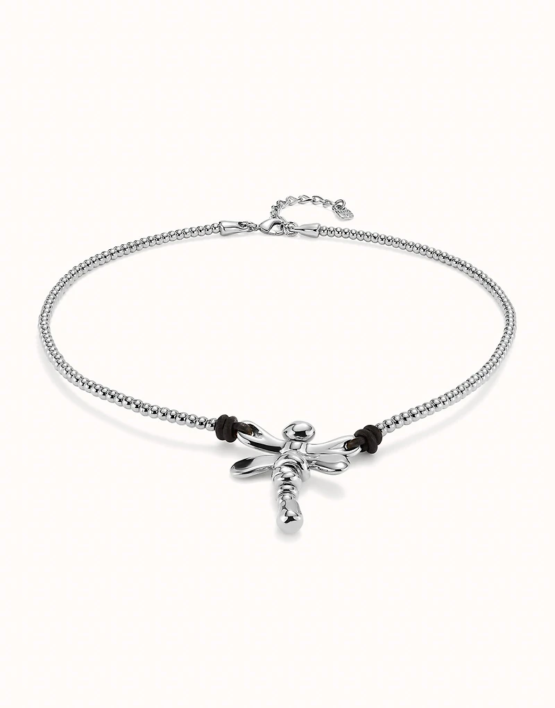 Short pendant necklace with dragonfly