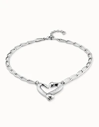 Short  link chain pendant necklace with a heart