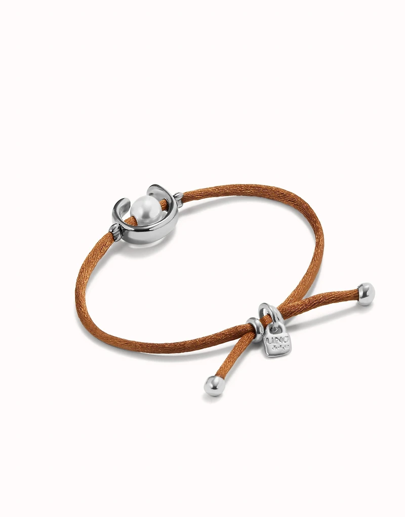 Brown cord bracelet with a pearl