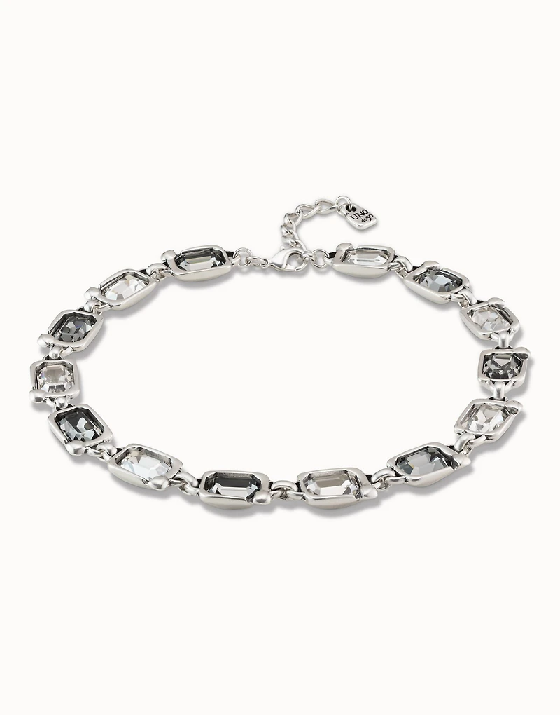 Short necklace with crystals