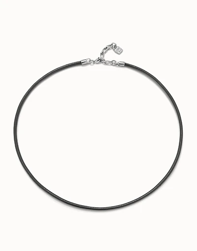 Short leather charm necklace