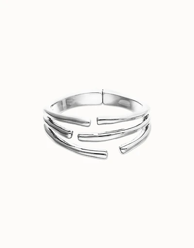 Bangle bracelet with multiple intertwined organic shapes