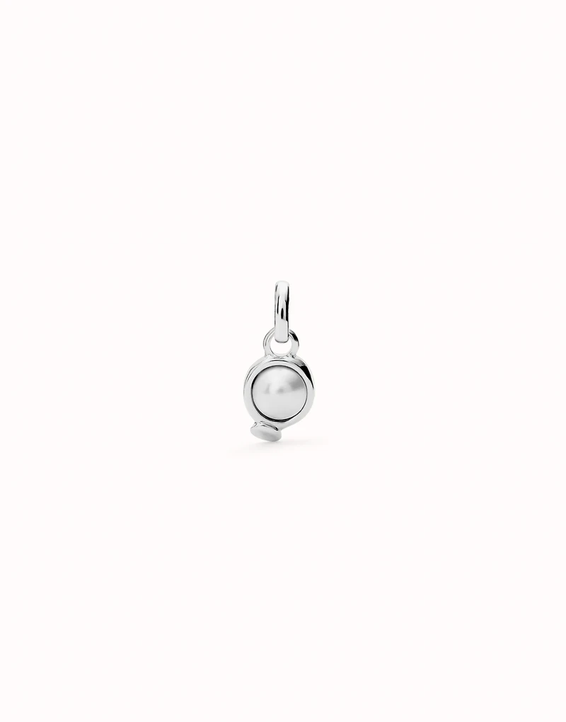 Charm with pearl