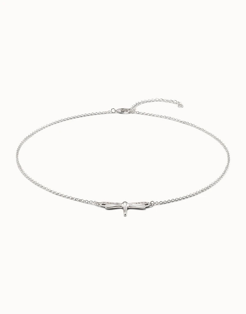 Short  chain necklace  with butterfly