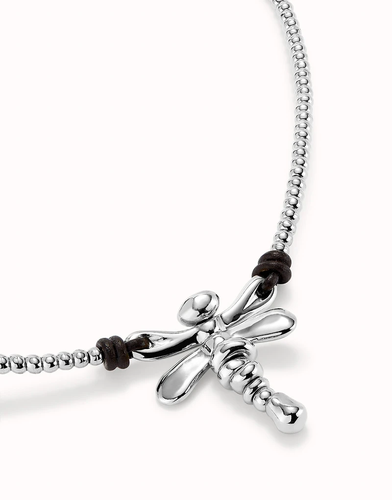 Short pendant necklace with dragonfly