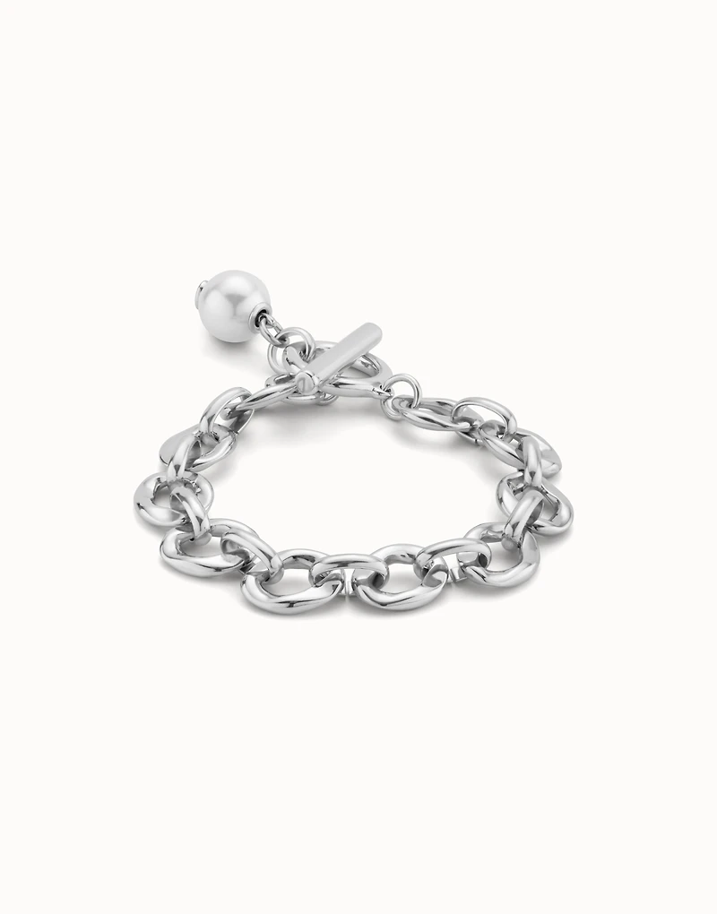 Large link chain bracelet with a pearl