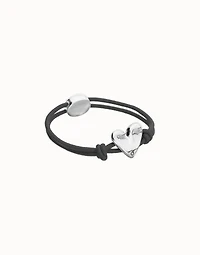 Black elastic thread bracelet with heart
