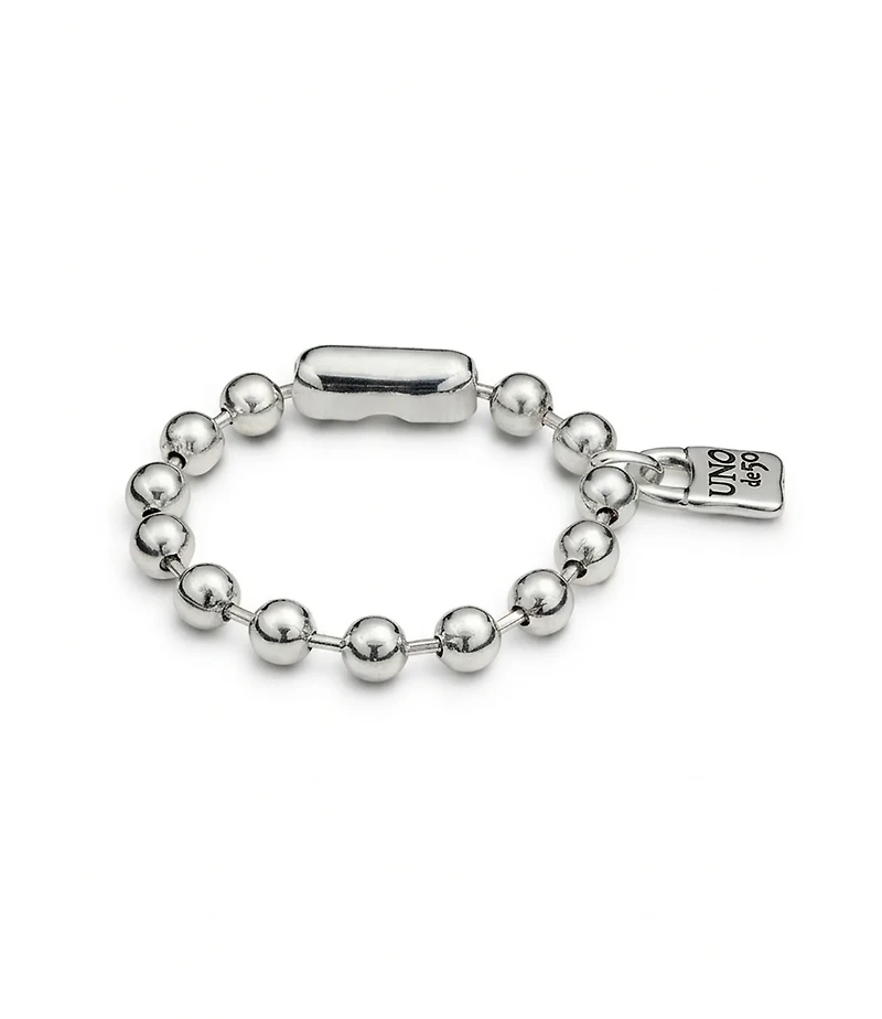 Beaded bracelet with padlock