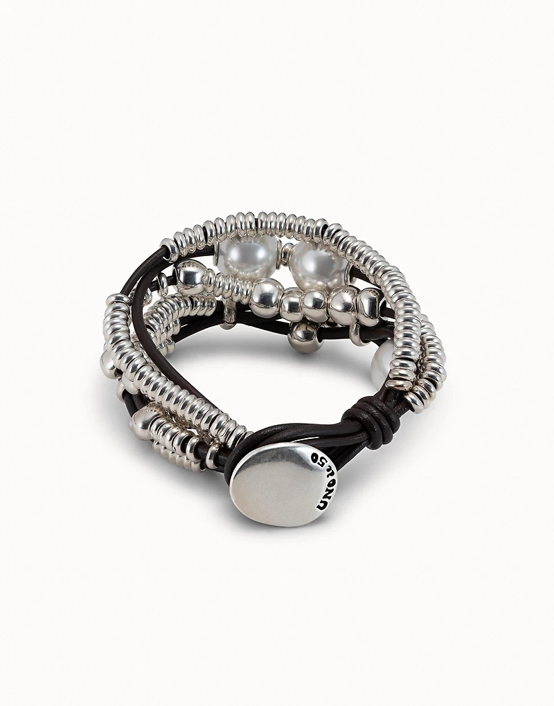 Leather beaed bracelet with pearls