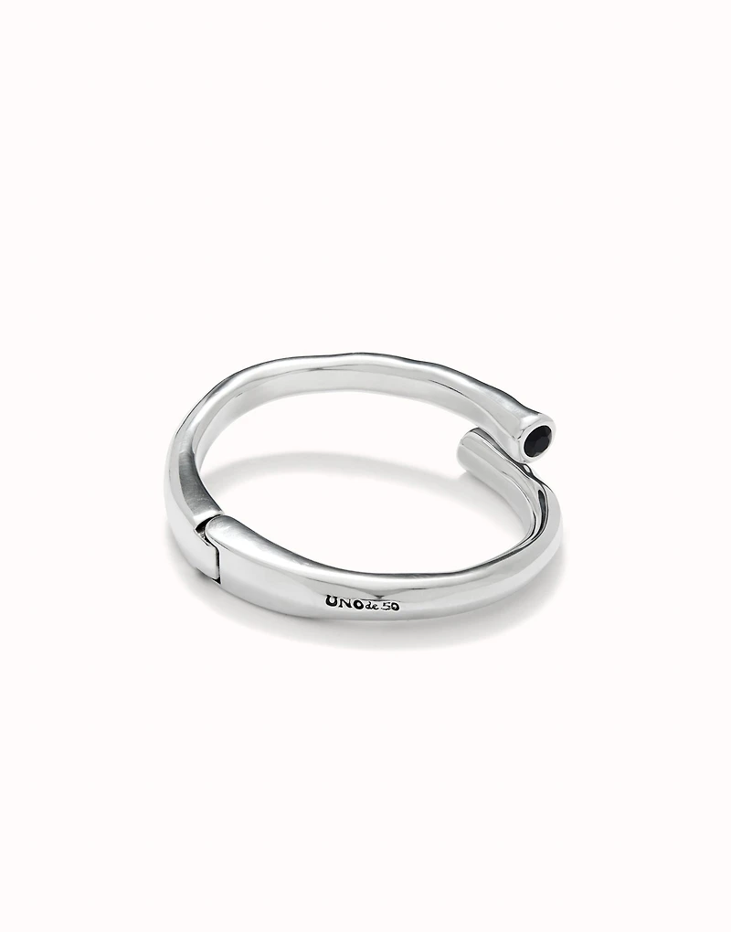 Bangle bracelet with two black crystal