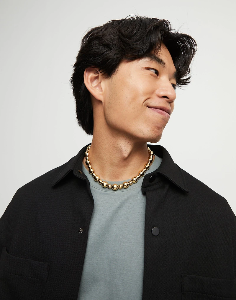 Beaded short necklace