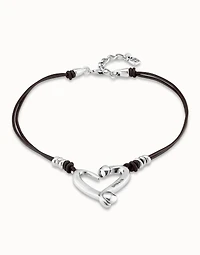 Short leather necklace with a heart