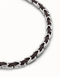 Short leather necklace with links