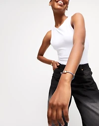 cord bracelet with a pearl