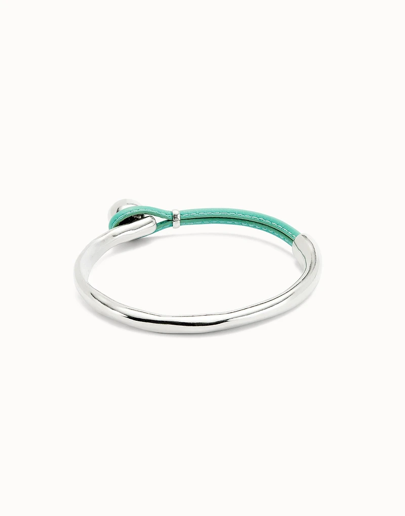 Bangle bracelet with turquoise leather