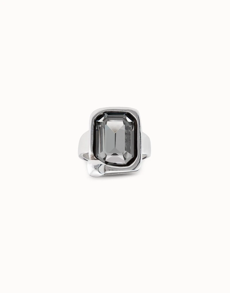 Rectangular shape ring with crystal