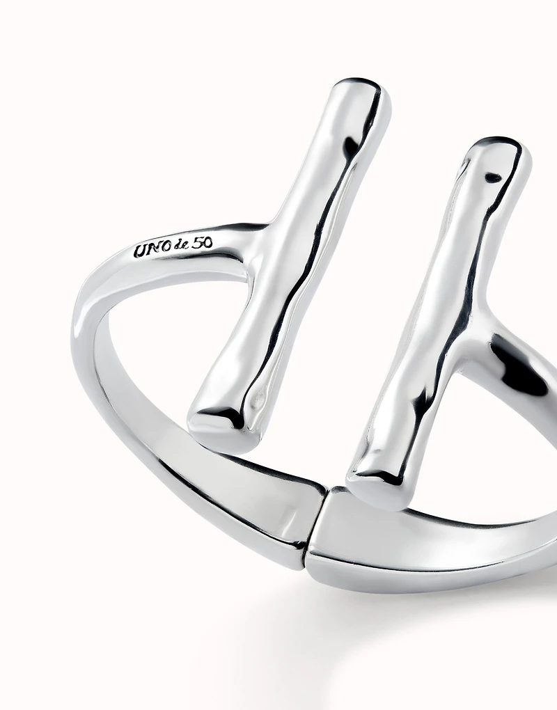 Bangle bracelet with two long tubes